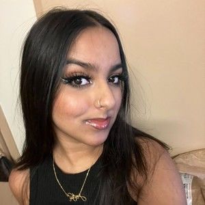 Meet your Posher, Pavithra